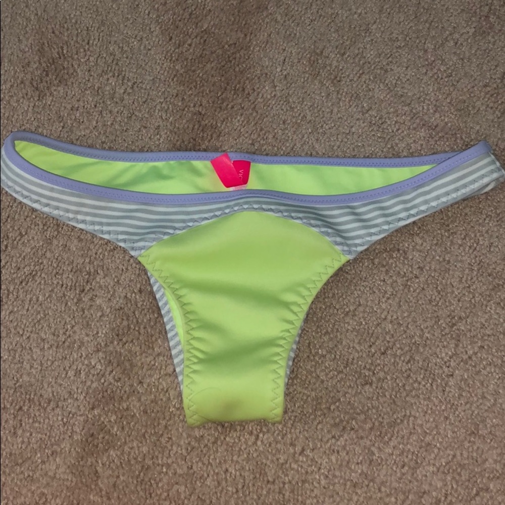 VA bikini bottoms